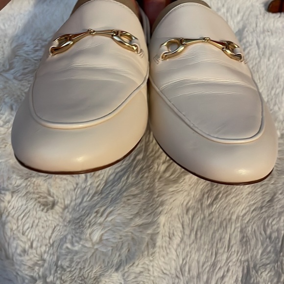 EUC Coach Haley Leather Loafer in Chalk size 8.5 - Picture 4 of 7